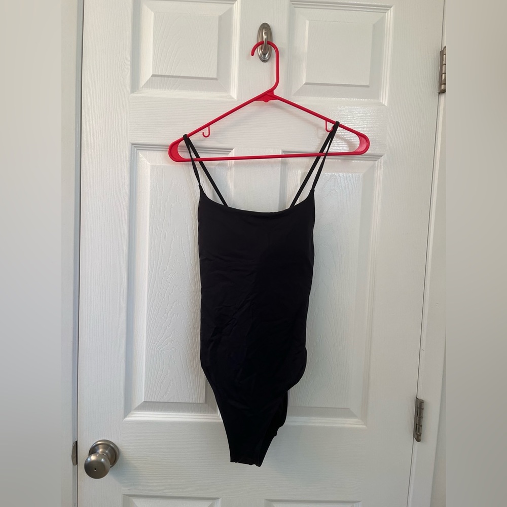 Everlane one piece swimsuit